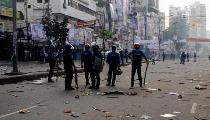 এখনও উদ্ধার হয়নি পুলিশের অস্ত্র মামলা দ্রুত নিষ্পত্তির নির্দেশ এখনও উদ্ধার হয়নি পুলিশের অস্ত্র মামলা দ্রুত নিষ্পত্তির নির্দেশ