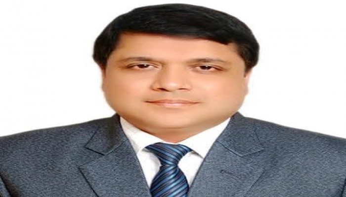 বইপ্রেমী এক ডিসির গল্প বইপ্রেমী এক ডিসির গল্প