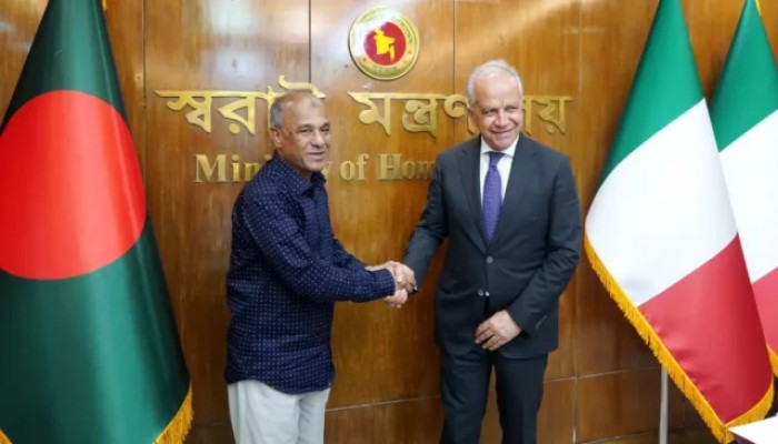 বাংলাদেশ থেকে বৈধ পথে আরও কর্মী নিতে আগ্রহী ইতালি বাংলাদেশ থেকে বৈধ পথে আরও কর্মী নিতে আগ্রহী ইতালি