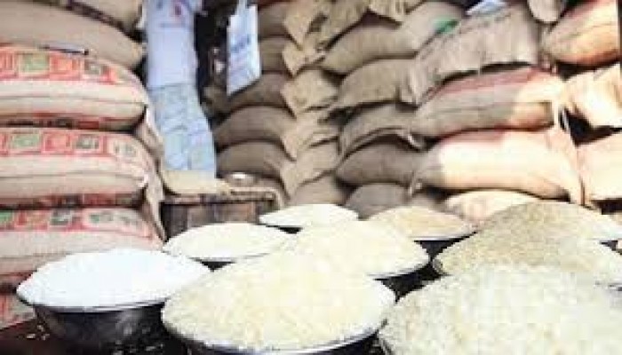 মূল্যস্ফীতির উদ্বেগ কাটেনি বাড়ি ভাড়া-চালের দামে অস্বস্তি মূল্যস্ফীতির উদ্বেগ কাটেনি বাড়ি ভাড়া-চালের দামে অস্বস্তি