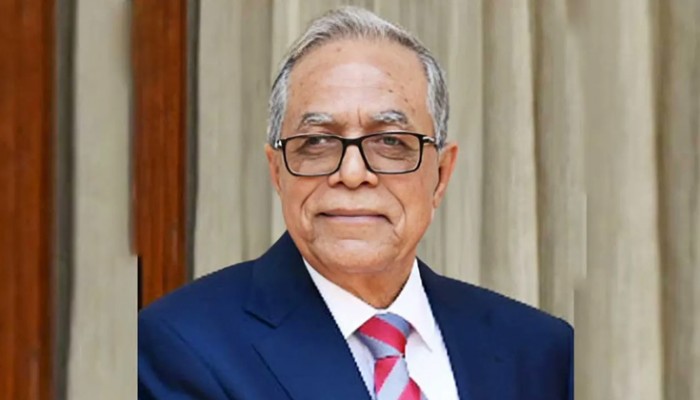 সাবেক রাষ্ট্রপতির দেশত্যাগে ক্ষুব্ধ ছাত্র-জনতা সাবেক রাষ্ট্রপতির দেশত্যাগে ক্ষুব্ধ ছাত্র-জনতা