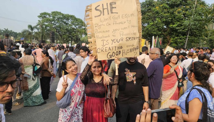 ‘নারীর ডাকে মৈত্রী যাত্রা’র ঘোষণাপত্র ‘নারীর ডাকে মৈত্রী যাত্রা’র ঘোষণাপত্র