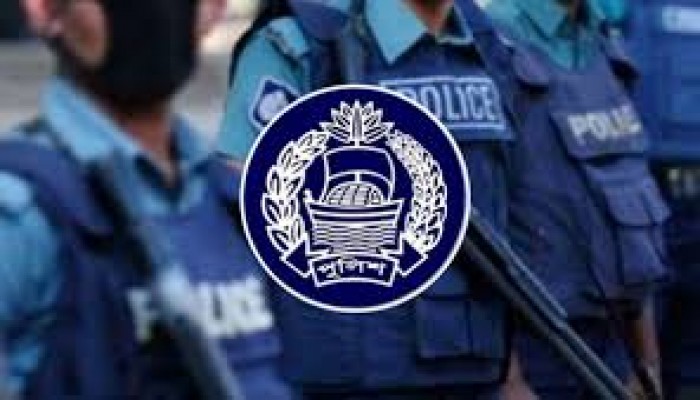 ৭০ ভরি সোনা লুটে পুলিশের চার সদস্য ৭০ ভরি সোনা লুটে পুলিশের চার সদস্য