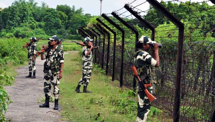 সিলেট ও সুনামগঞ্জ সীমান্তে ৭০ জনকে পুশইন বিএসএফ’র সিলেট ও সুনামগঞ্জ সীমান্তে ৭০ জনকে পুশইন বিএসএফ’র