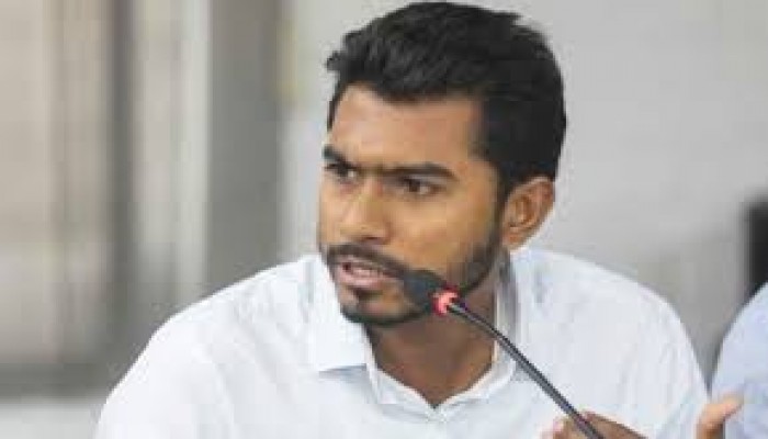নিজ এলাকায় অবরুদ্ধ নুর, সেনাবাহিনী যাওয়ার পর ফিরলেন নিজ এলাকায় অবরুদ্ধ নুর, সেনাবাহিনী যাওয়ার পর ফিরলেন