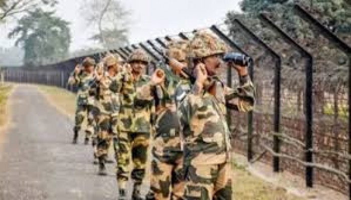 পঞ্চগড়ের দুই সীমান্ত দিয়ে চার ভারতীয়সহ ১৬ জনকে পুশইন পঞ্চগড়ের দুই সীমান্ত দিয়ে চার ভারতীয়সহ ১৬ জনকে পুশইন