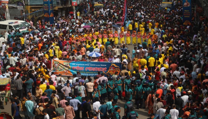 ডিএমপির সার্বিক নিরাপত্তায় উদযাপিত হলো রথযাত্রা ডিএমপির সার্বিক নিরাপত্তায় উদযাপিত হলো রথযাত্রা