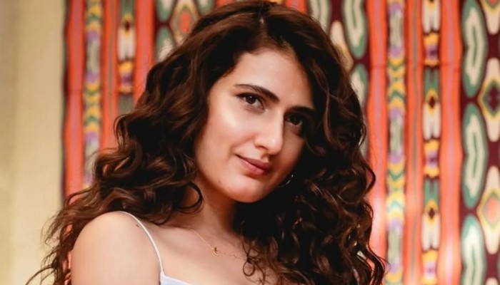 বিজয়ের সঙ্গে প্রেমের গুজব নিয়ে মুখ খুললেন ফাতিমা