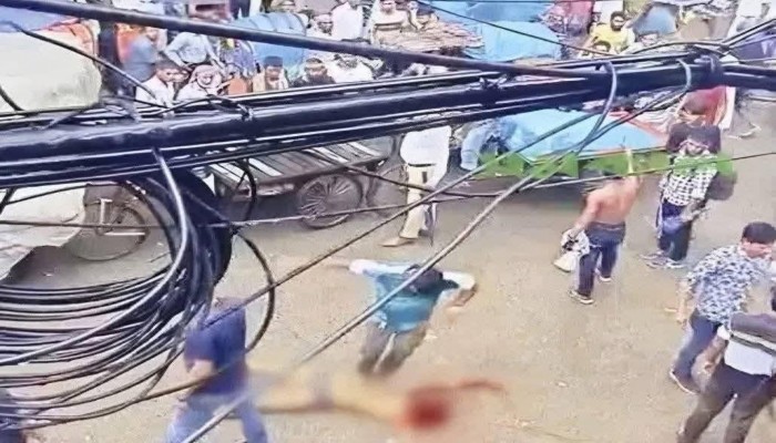 খুনের পর লাশের ওপর লাফায় ঘাতকরা খুনের পর লাশের ওপর লাফায় ঘাতকরা