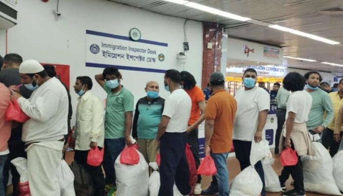 ৩৯ বাংলাদেশিকে ফেরত পাঠালো যুক্তরাষ্ট্র ৩৯ বাংলাদেশিকে ফেরত পাঠালো যুক্তরাষ্ট্র