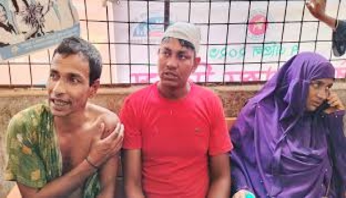 নেত্রকোনায় জমি নিয়ে দু’দল গ্রামবাসীর সংঘর্ষে নারীসহ আহত ১০ নেত্রকোনায় জমি নিয়ে দু’দল গ্রামবাসীর সংঘর্ষে নারীসহ আহত ১০