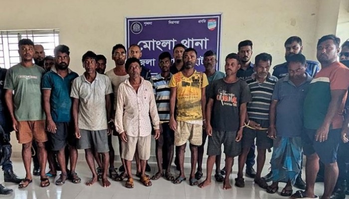 ১৪ ভারতীয় জেলে কারাগারে ১৪ ভারতীয় জেলে কারাগারে