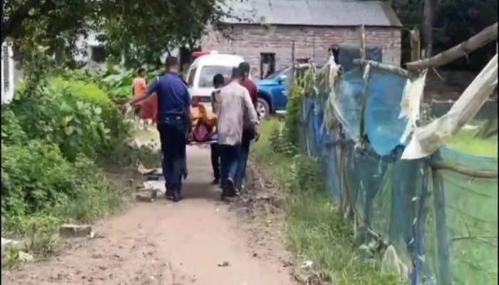 ফরিদপুরে তরুণীর লাশ উদ্ধার ফরিদপুরে তরুণীর লাশ উদ্ধার