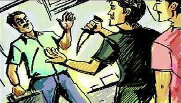 আদাবরে ছিনতাইয়ের কবলে সাংবাদিক আদাবরে ছিনতাইয়ের কবলে সাংবাদিক