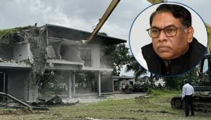 সাবেক প্রতিমন্ত্রী নসরুলের অবৈধ বাংলো গুঁড়িয়ে দিল বিআইডব্লিউটিএ সাবেক প্রতিমন্ত্রী নসরুলের অবৈধ বাংলো গুঁড়িয়ে দিল বিআইডব্লিউটিএ