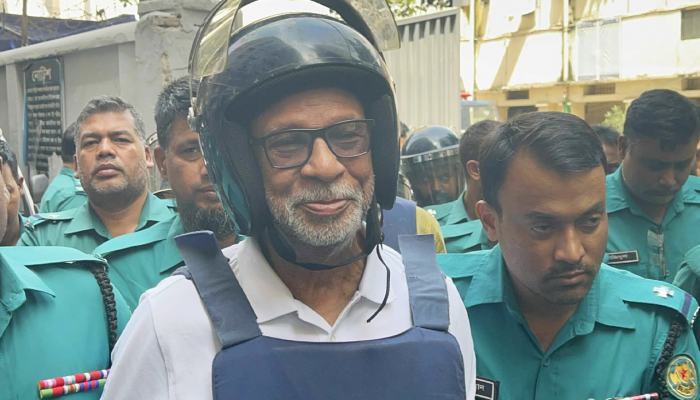 আদালতের প্রতি ‘আস্থা’ নেই বলে জামিন চাননি লতিফ সিদ্দিকী আদালতের প্রতি ‘আস্থা’ নেই বলে জামিন চাননি লতিফ সিদ্দিকী