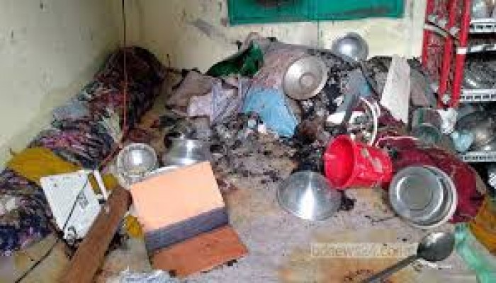 একে একে চলে গেলেন সাতজন একে একে চলে গেলেন সাতজন