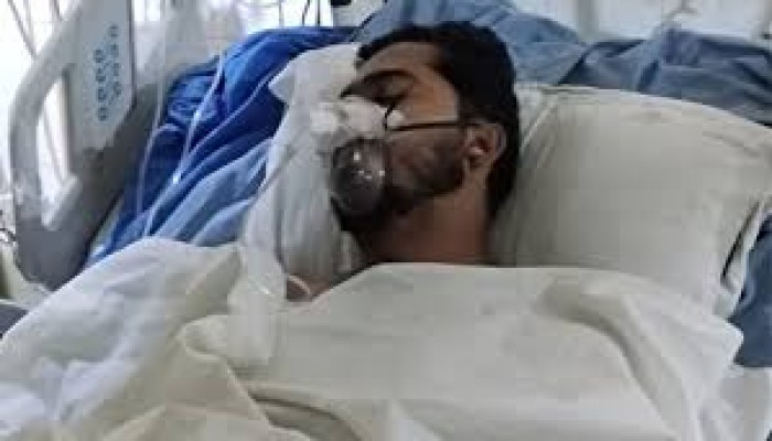 নুরের মাথায় রক্তক্ষরণসহ নাকের হাড় ভেঙেছে নুরের মাথায় রক্তক্ষরণসহ নাকের হাড় ভেঙেছে