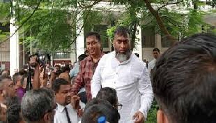 ১১ মামলায় আত্মসমর্পণের পর কারাগারে যুবদল নেতা ইসহাক ১১ মামলায় আত্মসমর্পণের পর কারাগারে যুবদল নেতা ইসহাক