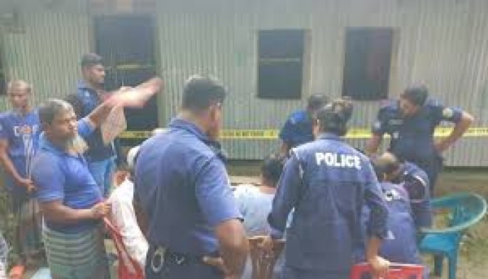 বরগুনায় স্ত্রীর গলাকাটা ও স্বামীর ঝুলন্ত লাশ উদ্ধার বরগুনায় স্ত্রীর গলাকাটা ও স্বামীর ঝুলন্ত লাশ উদ্ধার