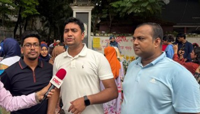 ঢাবির কিছু শিক্ষক শিবিরের ভাষায় কথা বলছেন-নাছির ঢাবির কিছু শিক্ষক শিবিরের ভাষায় কথা বলছেন-নাছির