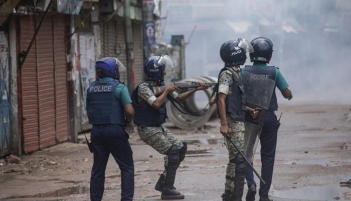 ইয়াকুবের পেটে গুলি লেগে বেরিয়ে যায় ভুঁড়ি প্রাণ হারান ইসমামুলও ইয়াকুবের পেটে গুলি লেগে বেরিয়ে যায় ভুঁড়ি প্রাণ হারান ইসমামুলও