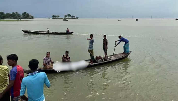 খালিয়াজুরীতে স্পিডবোট ডুবি নিখোঁজ ৪ জনের মরদেহ উদ্ধার খালিয়াজুরীতে স্পিডবোট ডুবি নিখোঁজ ৪ জনের মরদেহ উদ্ধার