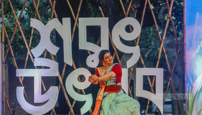 নগরে শরৎ উৎসব ‘সবার বাংলাদেশ’ গড়ার প্রত্যয় নগরে শরৎ উৎসব ‘সবার বাংলাদেশ’ গড়ার প্রত্যয়