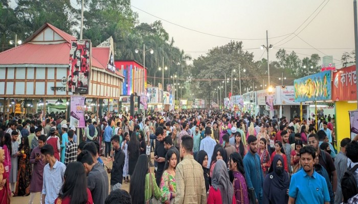 ফেব্রুয়ারিতেই একুশে বইমেলা চায় গণতান্ত্রিক সাংস্কৃতিক ঐক্য ফেব্রুয়ারিতেই একুশে বইমেলা চায় গণতান্ত্রিক সাংস্কৃতিক ঐক্য