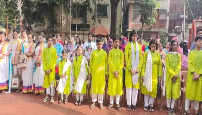 চারুকলার পর গেন্ডারিয়াতেও ‘শরৎ উৎসবে’ বাধা চারুকলার পর গেন্ডারিয়াতেও ‘শরৎ উৎসবে’ বাধা