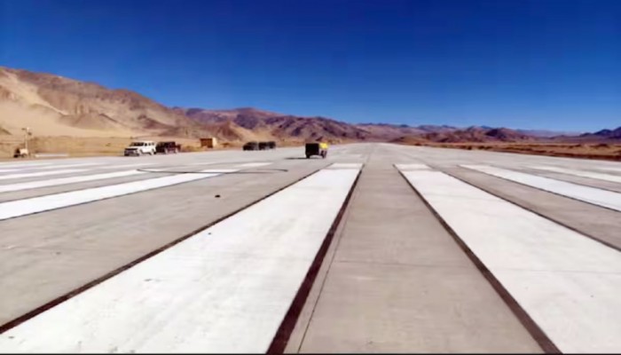 চীন সীমান্তের কাছে নতুন বিমানঘাঁটি ভারতের