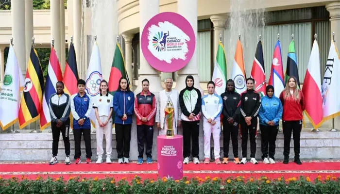 নারী কাবাডি বিশ্বকাপের ট্রফি উন্মোচন করলেন প্রধান উপদেষ্টা