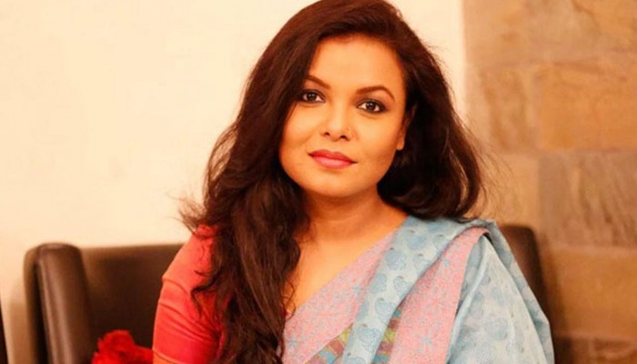 তোপের মুখে অভিনেত্রী মেহের আফরোজ শাওন