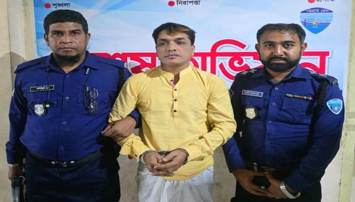 হাটহাজারীর যুবলীগ নেতা হত্যাসহ ১৬ মামলার আসামি গ্রেফতার