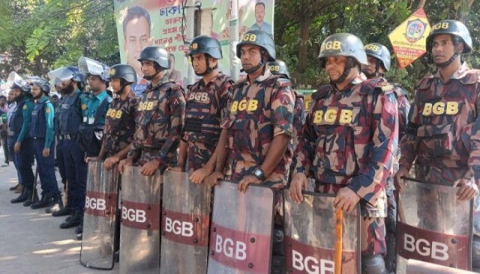 ঢাকার নিম্ন আদালতে নিরাপত্তা নিয়ে শঙ্কাঢাকার নিম্ন আদালতে নিরাপত্তা নিয়ে শঙ্কা