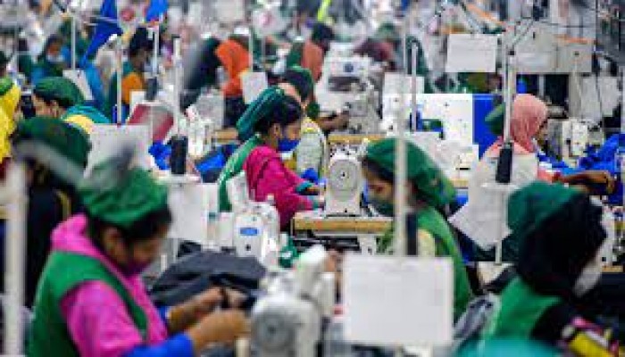 তৈরি পোশাকের কার্যাদেশ থেকে সরে যাচ্ছে বড় ক্রেতারা