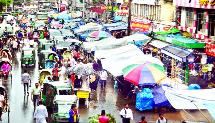 ভোগান্তির শেষ নেই পথচারীদের